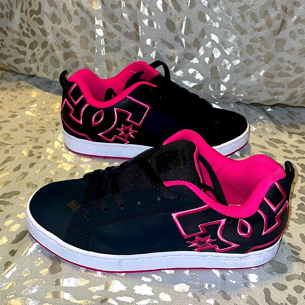 Black and Pink DC shoes